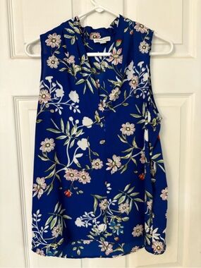 Katherine Barclay Royal Blue Floral Sleeveless V-Neck Top